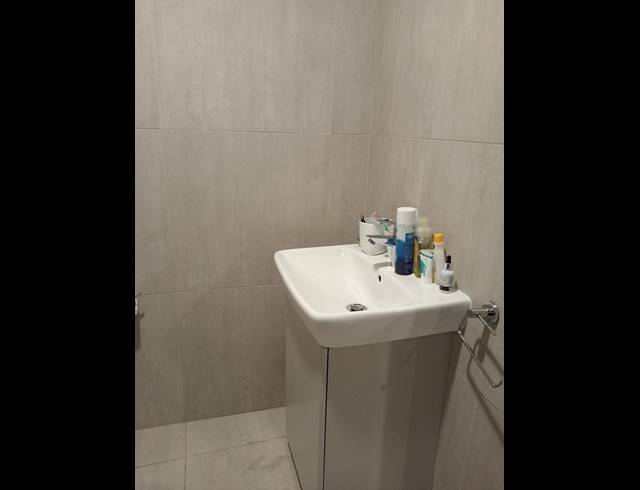 1 BEDROOM APARTMENT FOR SALE IN UMHLANGA RIDGE